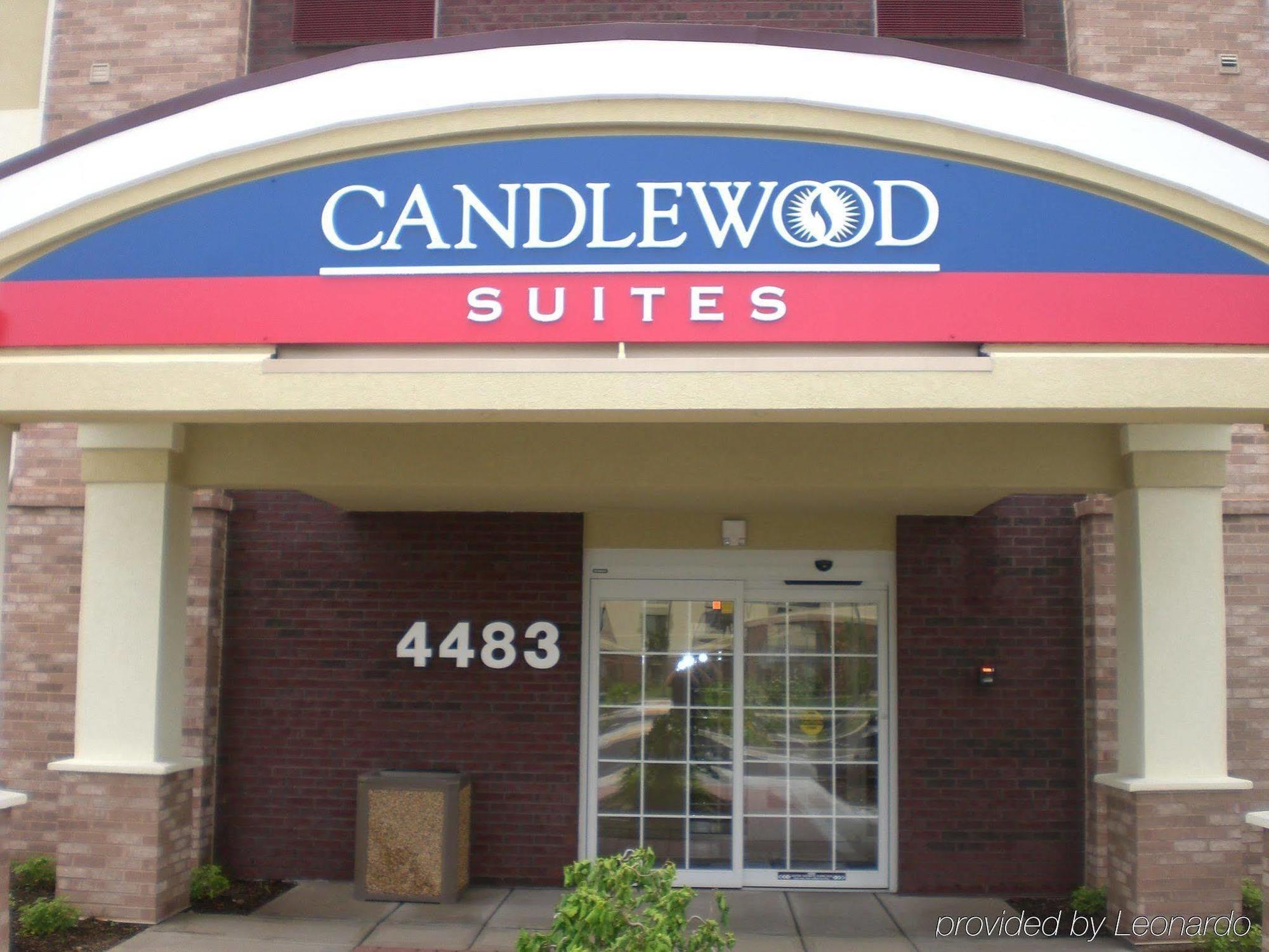 Candlewood Suites Milwaukee Brown Deer, An Ihg Hotel Exterior foto